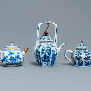 Five Chinese blue and white teapots and covers, Kangxi — photo 4