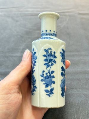 Five Chinese blue and white vases, jade 玉 marks, Kangxi and later — 照片 16