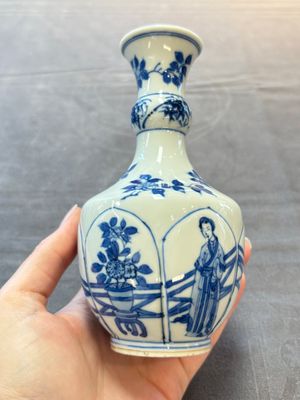 Five Chinese blue and white vases, jade 玉 marks, Kangxi and later — 照片 8