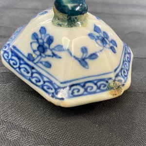 Five Chinese blue and white vases, Kangxi — photo 32
