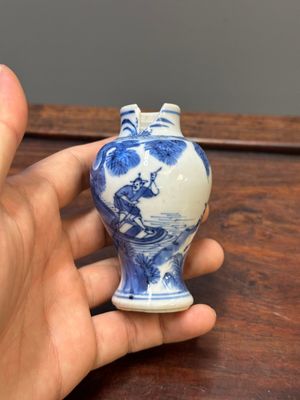 Five Chinese blue and white vases, Kangxi — photo 29