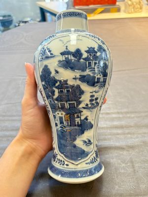 Five Chinese blue and white vases, Kangxi/Qianlong — 照片 3