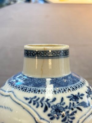 Five Chinese blue and white vases, Kangxi/Qianlong — 照片 7