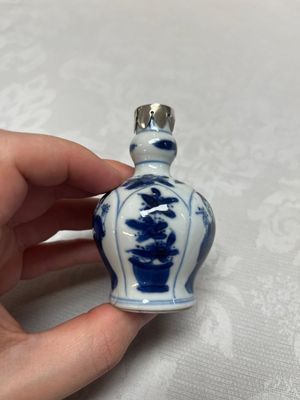 Five Chinese blue and white wares, three silver-mounted, Kangxi — photo 20