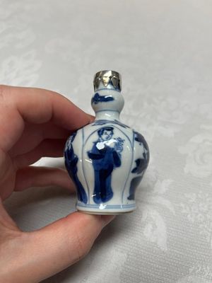 Five Chinese blue and white wares, three silver-mounted, Kangxi — photo 22