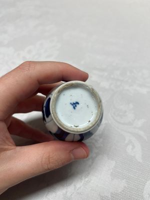 Five Chinese blue and white wares, three silver-mounted, Kangxi — photo 25