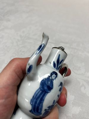 Five Chinese blue and white wares, three silver-mounted, Kangxi — photo 35