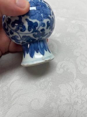 Five Chinese blue and white wares, three silver-mounted, Kangxi — photo 47