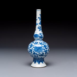 Five Chinese blue and white wares, three silver-mounted, Kangxi — photo 16