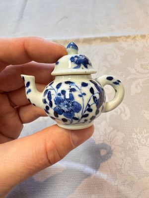 Five Chinese blue and white wares — photo 19