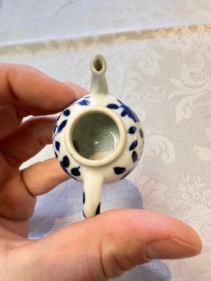 Five Chinese blue and white wares — photo 24