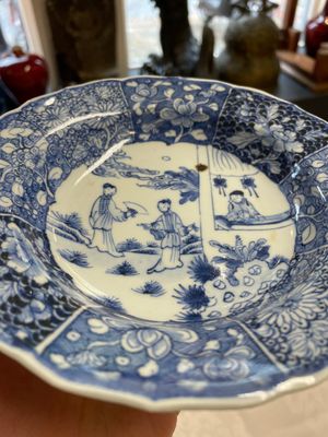Five Chinese blue and white 'Xi Xiang Ji' plates, Qianlong — foto 7