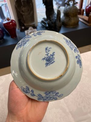 Five Chinese blue and white 'Xi Xiang Ji' plates, Qianlong — foto 9