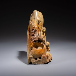 Five Chinese bronze 'Immortal' groups and a carved soapstone 'Monkeys' sculpture, 20th C. — 照片 11