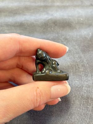 Five Chinese bronze seals and an Indonesian bronze figure group, 18/19th C. — foto 25