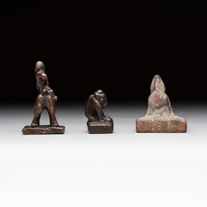 Five Chinese bronze seals and an Indonesian bronze figure group, 18/19th C. — foto 12