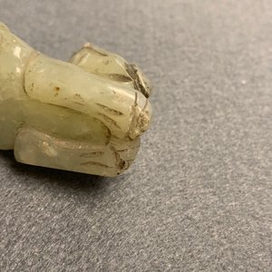 Five Chinese celadon and russet jade carvings, 19th C. — 照片 13