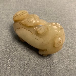 Five Chinese celadon and russet jade carvings, 19th C. — 照片 20