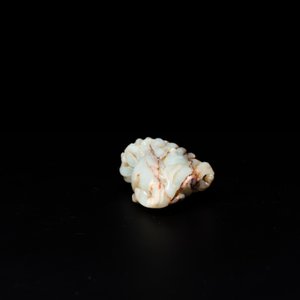 Five Chinese celadon and white jade carvings, 19/20th C. — 照片 7