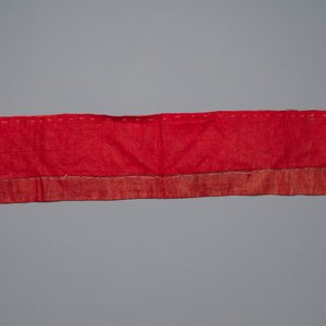 Five Chinese embroidered silk cloths with phoenixes, Buddhist lions and Sanxing, 19/20th C. — photo 9