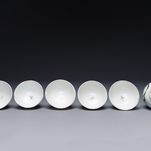 Five Chinese export grisaille cups and a milk jug, Qianlong — 照片 4