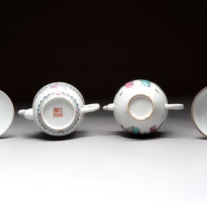 Five Chinese famille rose and qianjiang cai teapots and one wall vase, Qianlong and Guangxu marks, 19/20th C. — foto 7