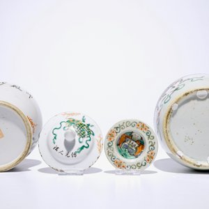 Five Chinese famille rose and verte vases, 19/20th C. — photo 13