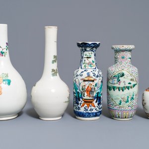 Five Chinese famille rose and verte vases, 19th C. — 照片 3