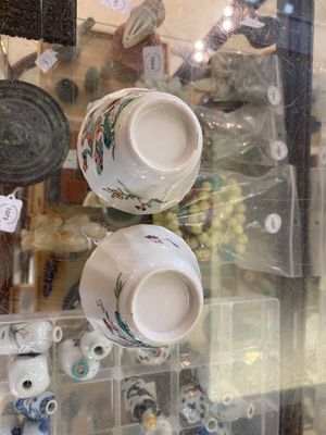 Five Chinese famille rose cups and saucers with a heron eating a fish, Qianlong — photo 7