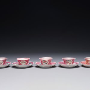 Five Chinese famille rose cups and saucers with figures, Yongzheng — photo 2
