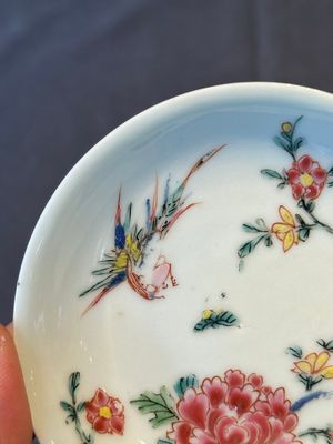 Five Chinese famille rose cups and saucers with horses, birds and flowers, Yongzheng/Qianlong — 照片 18