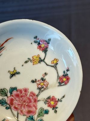 Five Chinese famille rose cups and saucers with horses, birds and flowers, Yongzheng/Qianlong — 照片 43