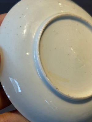 Five Chinese famille rose cups and saucers with horses, birds and flowers, Yongzheng/Qianlong — 照片 59