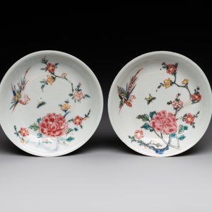 Five Chinese famille rose cups and saucers with horses, birds and flowers, Yongzheng/Qianlong — 照片 7