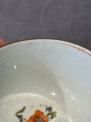 Five Chinese famille rose 'Madame de Pompadour' cups and two saucers, Qianlong, ca. 1745 — 照片 47