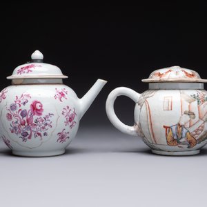 Five Chinese famille rose 'mandarin subject' and floral design teapots, Qianlong — 照片 10
