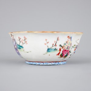 Five Chinese famille rose porcelain bowls, 19th C. — 照片 8
