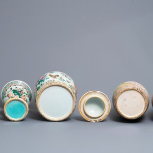Five Chinese famille rose vases, 19th C. — photo 2