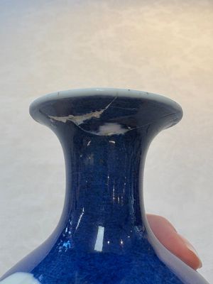 Five Chinese famille rose vases, Kangxi, Qianlong and Ju Ren Tang 居仁堂 mark, 19/20th C. — photo 14