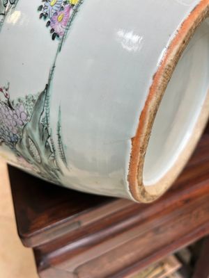 Five Chinese famille rose vases with figural design, 19/20th C. — photo 8