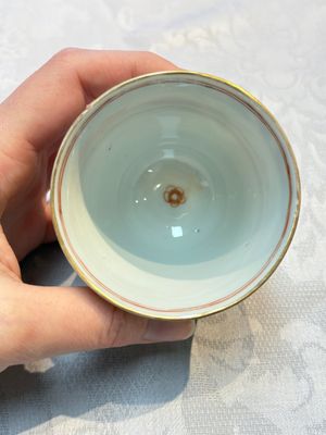 Five Chinese famille verte cups and saucers with floral design, 19th C. — photo 42