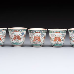 Five Chinese famille verte cups and saucers with floral design, 19th C. — photo 6