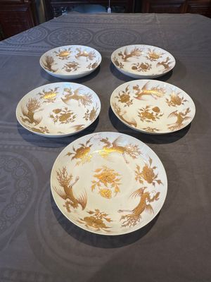 Five Chinese gilt-decorated eggshell porcelain 'phoenix' plates, Yongzheng — photo 1