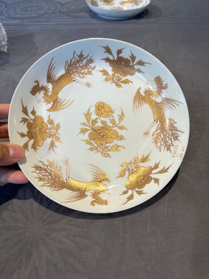 Five Chinese gilt-decorated eggshell porcelain 'phoenix' plates, Yongzheng — photo 21