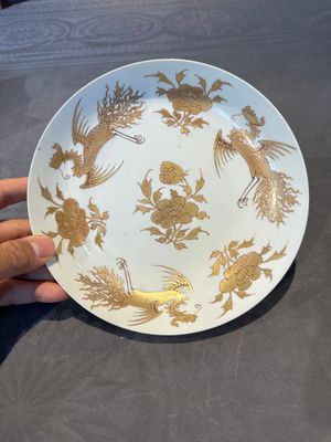 Five Chinese gilt-decorated eggshell porcelain 'phoenix' plates, Yongzheng — photo 23
