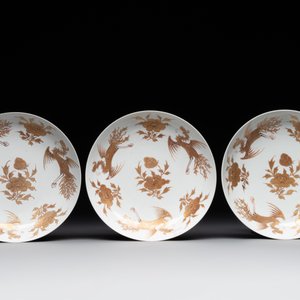 Five Chinese gilt-decorated eggshell porcelain 'phoenix' plates, Yongzheng — photo 2