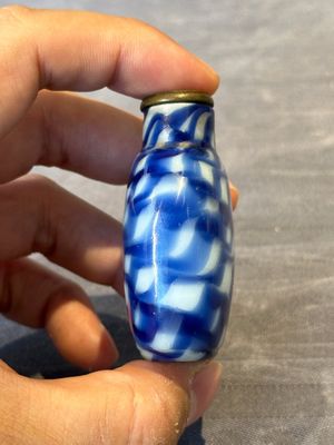 Five Chinese glass snuff bottles, 19/20th C. — 照片 33