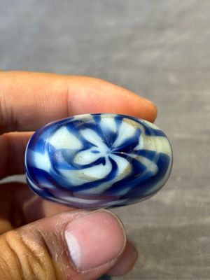 Five Chinese glass snuff bottles, 19/20th C. — 照片 37
