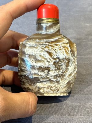 Five Chinese hardstone and glass snuff bottles, 19/20th C. — 照片 24
