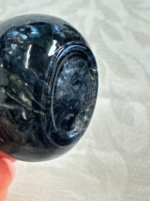 Five Chinese hardstone and glass snuff bottles, 20th C. — photo 7